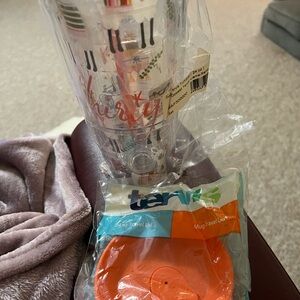 New thirty-one 24oz Tervis (Llama Rama) W/ Orange Lid